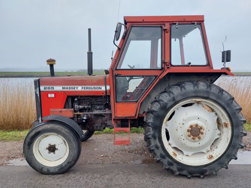 Traktor van het type Sonstige Maseey Ferguson 265 en 165, Gebrauchtmaschine in Ouderkerk aan den IJssel