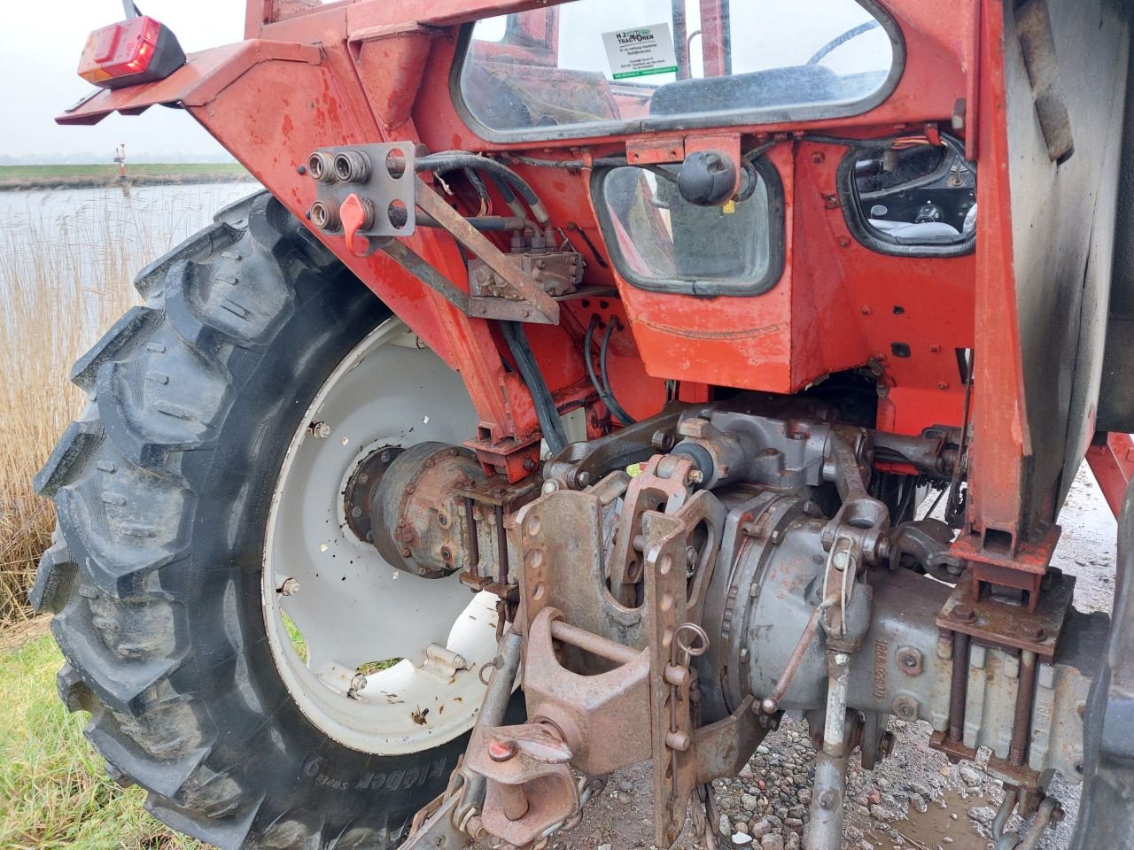 Traktor van het type Sonstige Maseey Ferguson 265 en 165, Gebrauchtmaschine in Ouderkerk aan den IJssel (Foto 9)