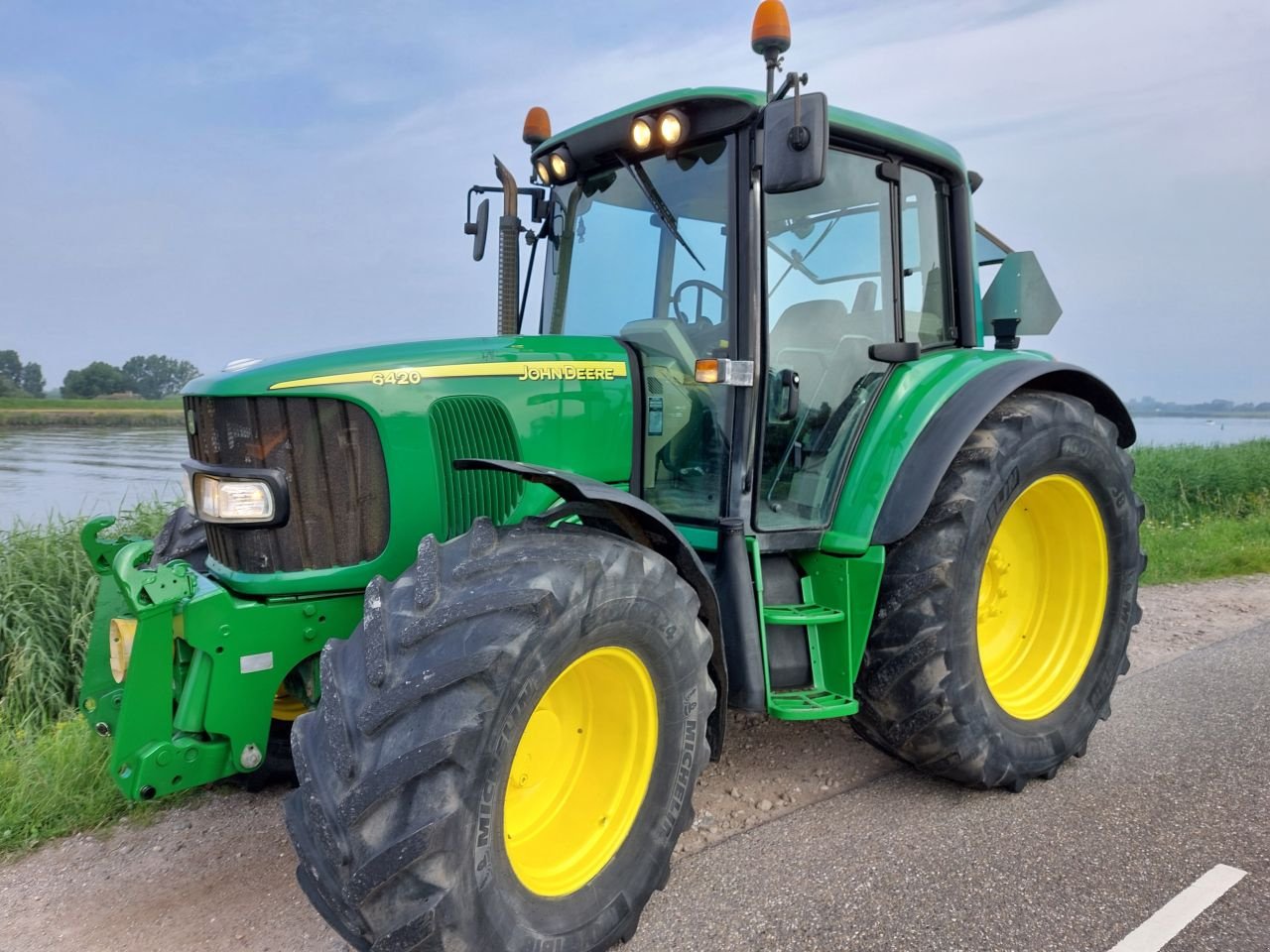 Traktor van het type Sonstige Maseey Ferguson 575, Gebrauchtmaschine in Ouderkerk aan den IJssel (Foto 4)