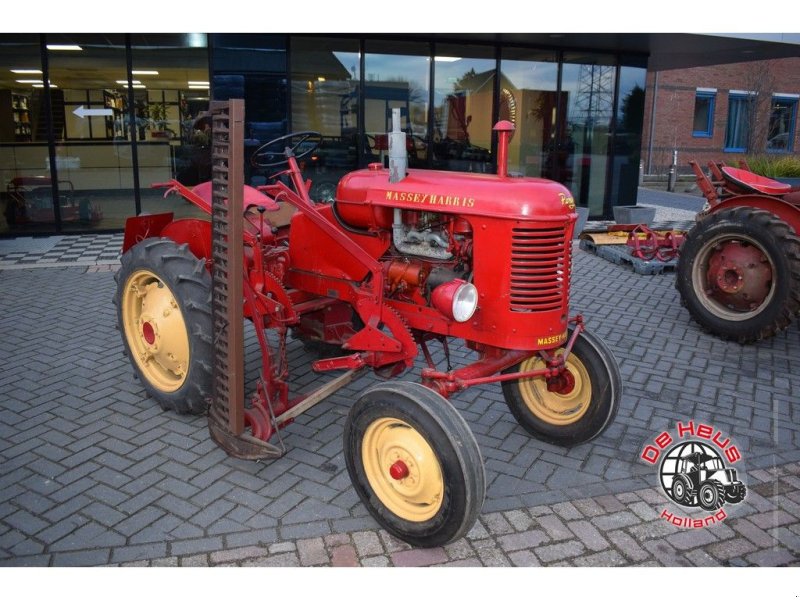 Traktor of the type Sonstige Massey Harris Pony, Gebrauchtmaschine in MIJNSHEERENLAND (Picture 1)