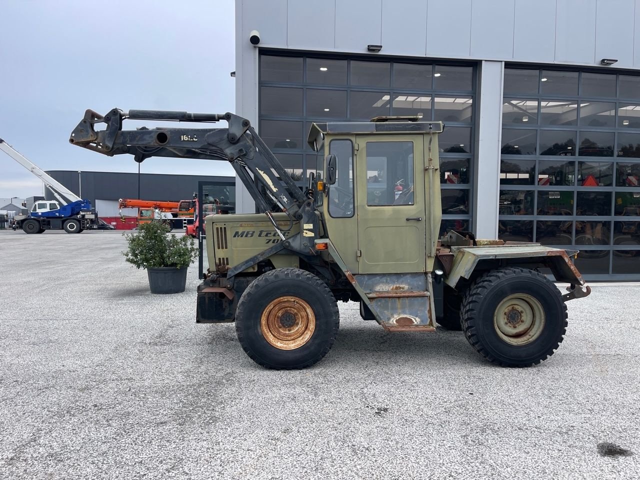 Traktor of the type Sonstige MB Trac 700, Gebrauchtmaschine in Holten (Picture 1)