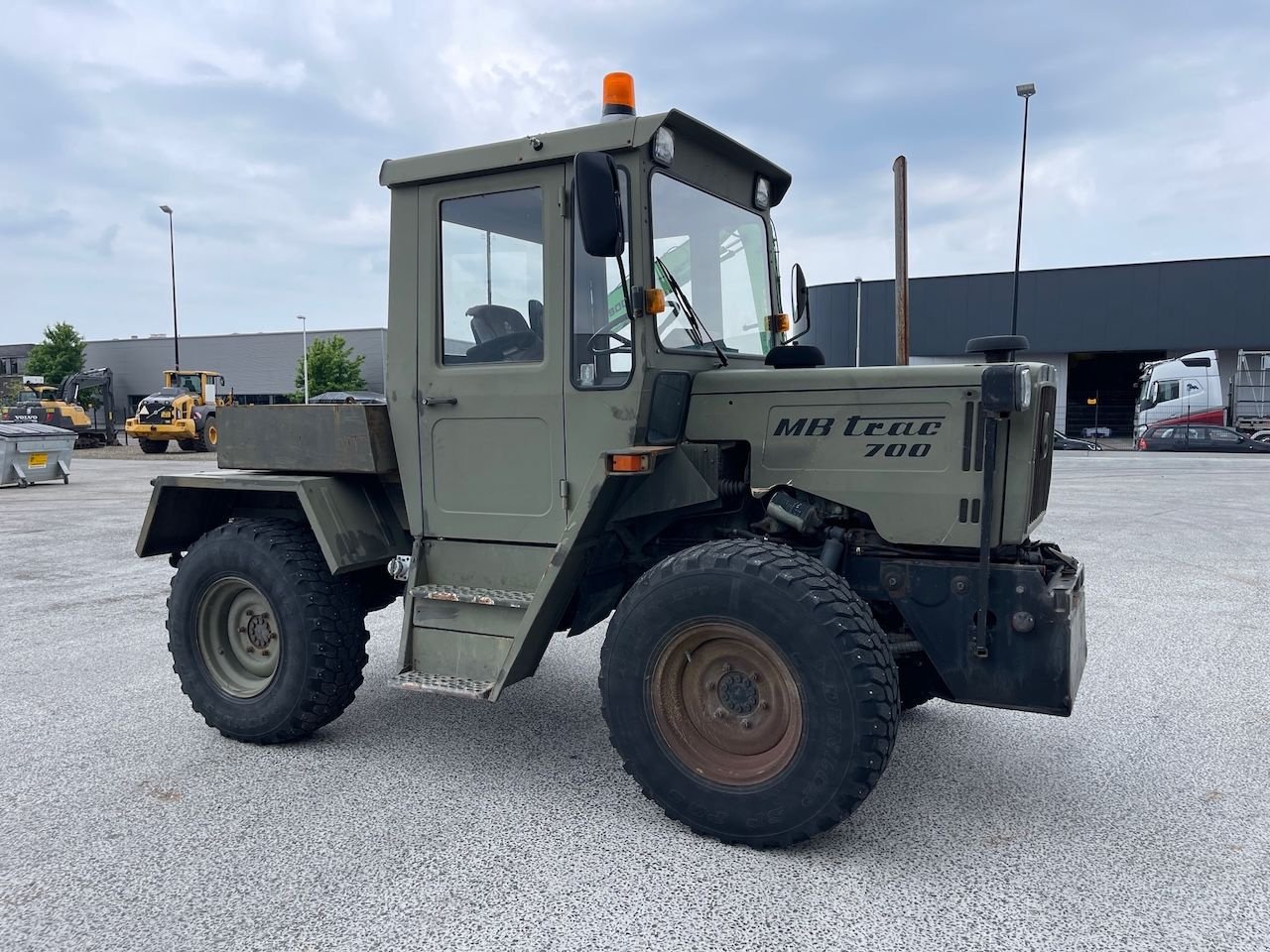 Traktor van het type Sonstige MB Trac 700K, Gebrauchtmaschine in Holten (Foto 3)