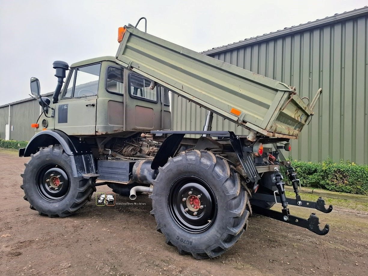 Traktor of the type Sonstige Mercedes Benz Unimog 406, Gebrauchtmaschine in Odiliapeel (Picture 7)