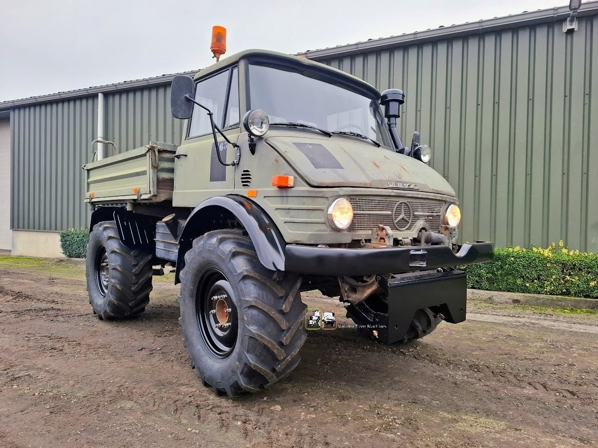 Traktor a típus Sonstige Mercedes Benz Unimog 406, Gebrauchtmaschine ekkor: Odiliapeel (Kép 8)