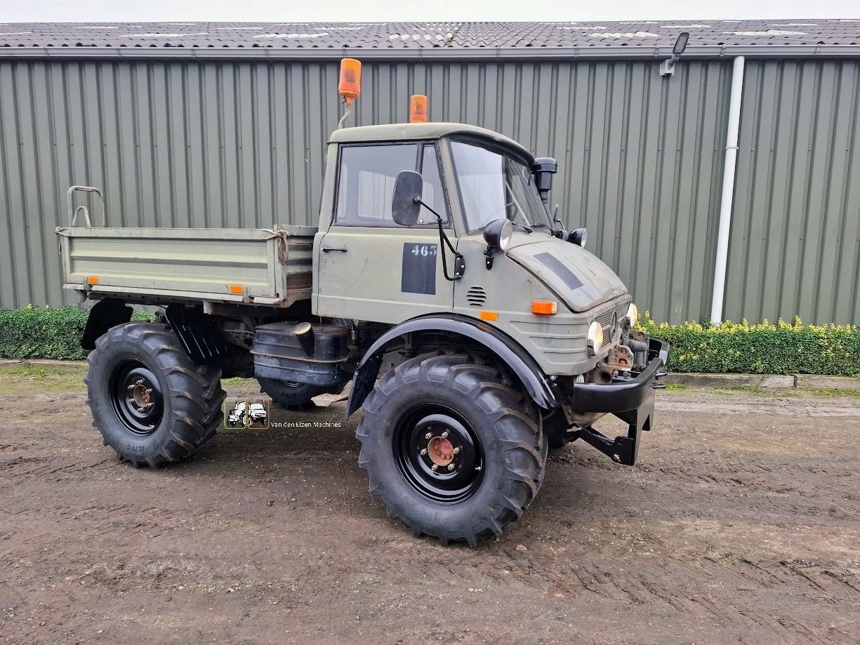 Traktor типа Sonstige Mercedes Benz Unimog 406, Gebrauchtmaschine в Odiliapeel (Фотография 2)