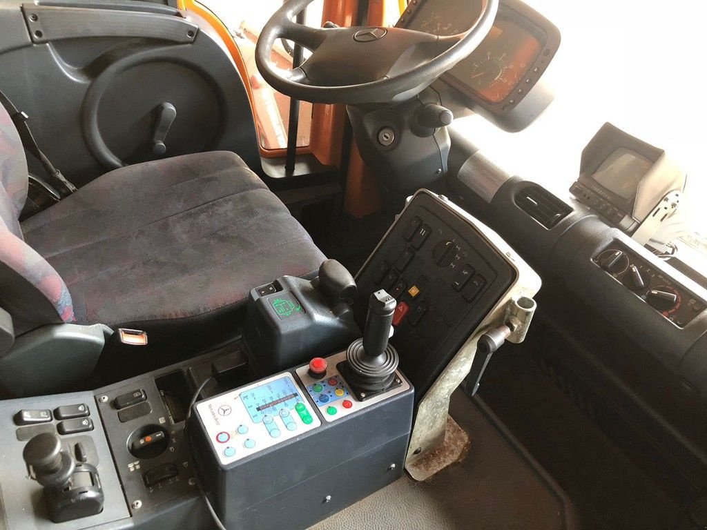 Traktor del tipo Sonstige Mercedes Benz Unimog U400, Gebrauchtmaschine en Klimmen (Imagen 9)