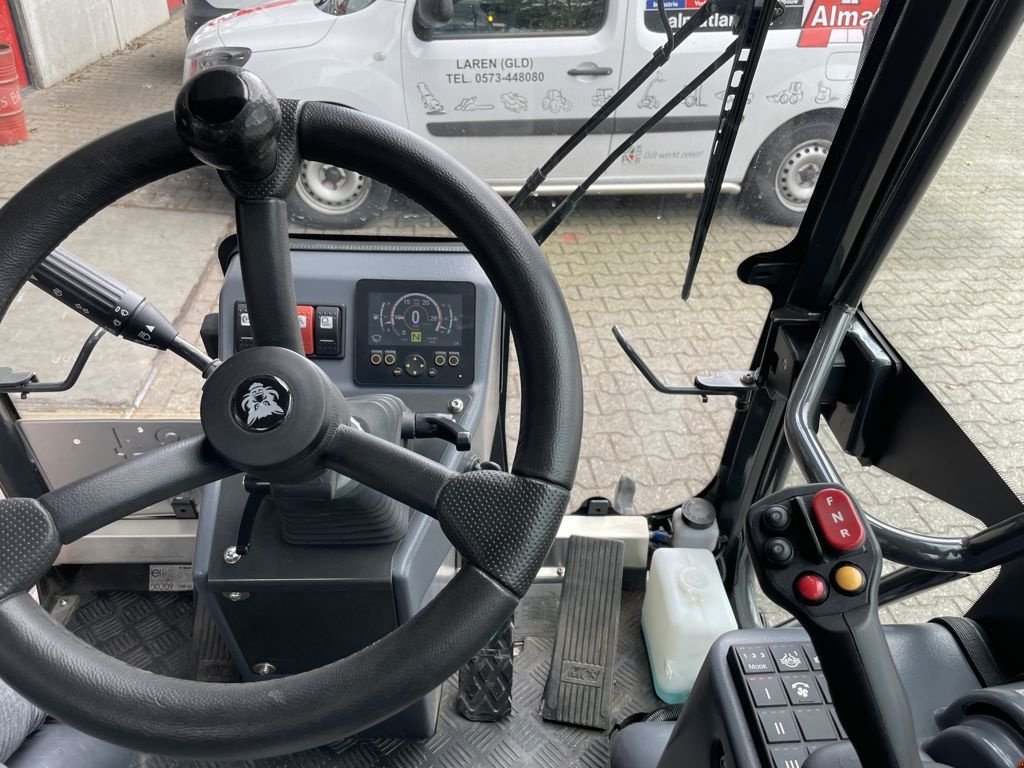 Traktor van het type Sonstige Multihog Multihog CX 75 Werktuigdrager, Gebrauchtmaschine in Laren Gld (Foto 8)