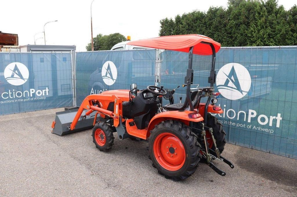 Traktor του τύπου Sonstige Onbekend B2610D, Neumaschine σε Antwerpen (Φωτογραφία 3)