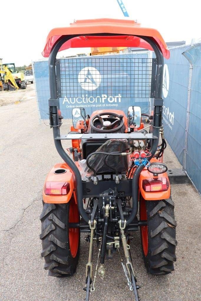 Traktor typu Sonstige Onbekend B2610D, Neumaschine w Antwerpen (Zdjęcie 4)