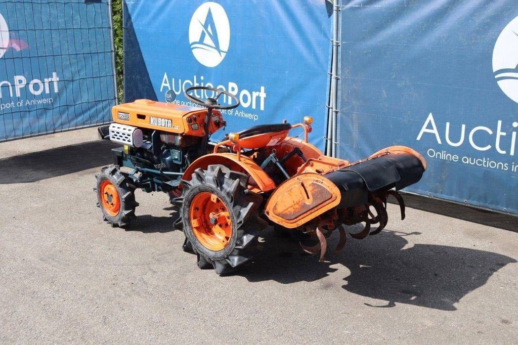 Traktor a típus Sonstige Onbekend B5000DT, Gebrauchtmaschine ekkor: Antwerpen (Kép 3)