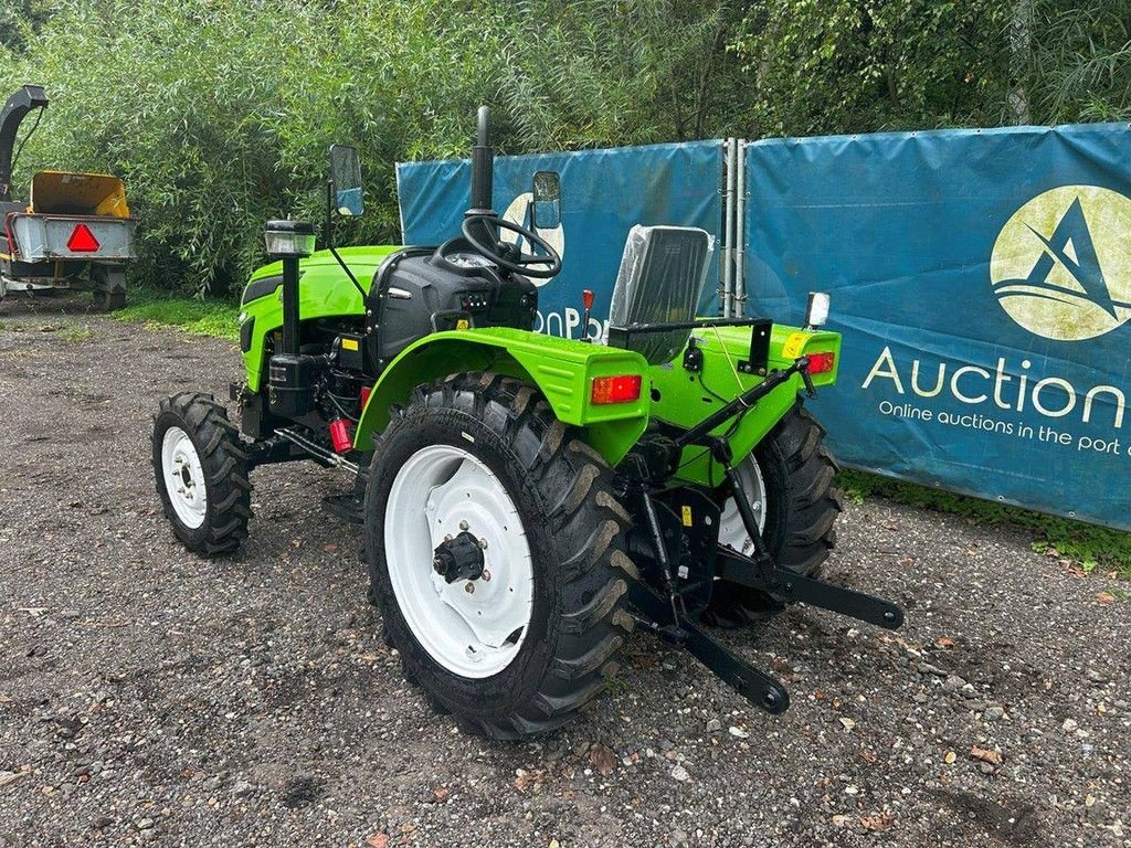 Traktor des Typs Sonstige Onbekend HT404, Neumaschine in Antwerpen (Bild 2)