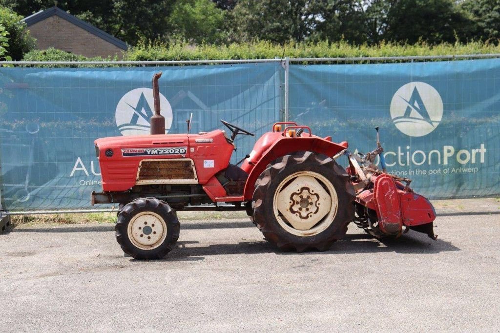 Traktor typu Sonstige Onbekend YM2202D, Gebrauchtmaschine w Antwerpen (Zdjęcie 1)