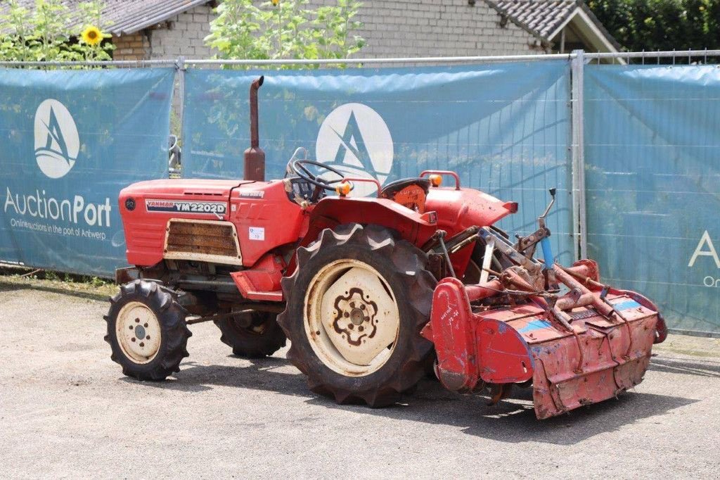 Traktor от тип Sonstige Onbekend YM2202D, Gebrauchtmaschine в Antwerpen (Снимка 3)