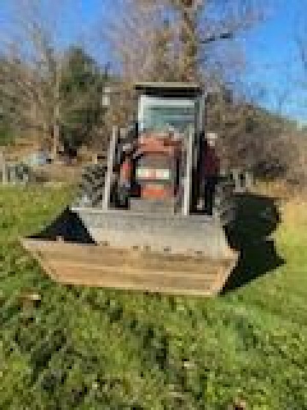 Traktor of the type Sonstige SILVER 90, Gebrauchtmaschine in AUMONT AUBRAC (Picture 2)