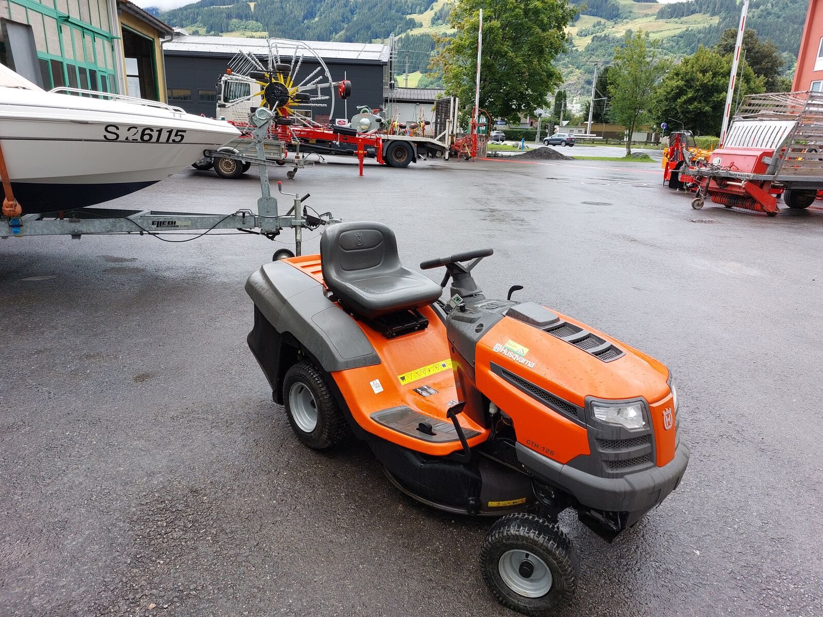 Traktor des Typs Sonstige T126 Rasentraktor, Gebrauchtmaschine in Tamsweg (Bild 1)