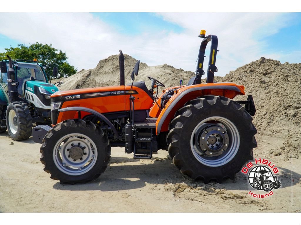 Traktor typu Sonstige Tafe 7515 4wd., Neumaschine v MIJNSHEERENLAND (Obrázek 8)