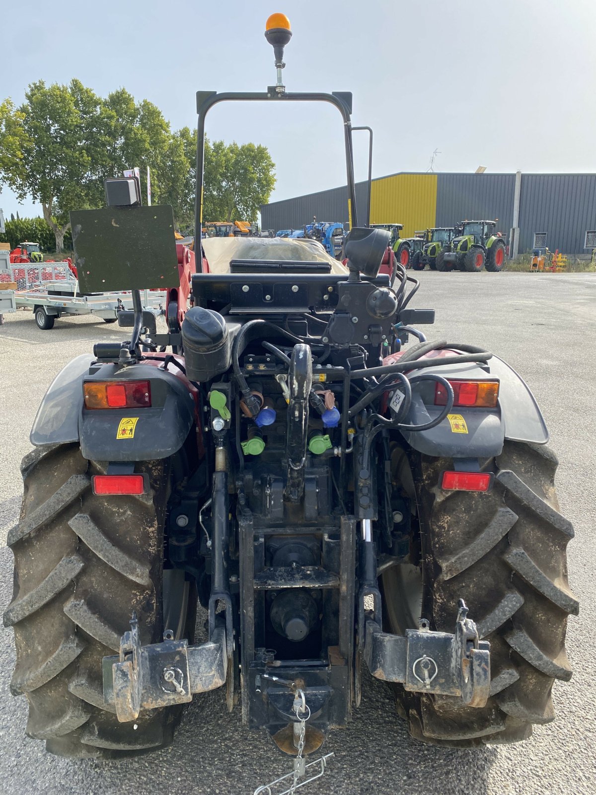 Traktor des Typs Sonstige TRACTEUR 90 N, Gebrauchtmaschine in SAINT ANDIOL (Bild 8)