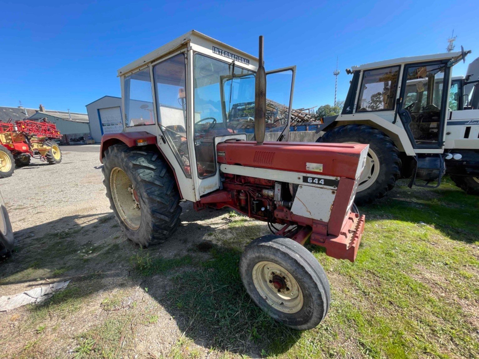 Traktor от тип Sonstige Tracteur agricole 644 Case, Gebrauchtmaschine в LA SOUTERRAINE (Снимка 9)