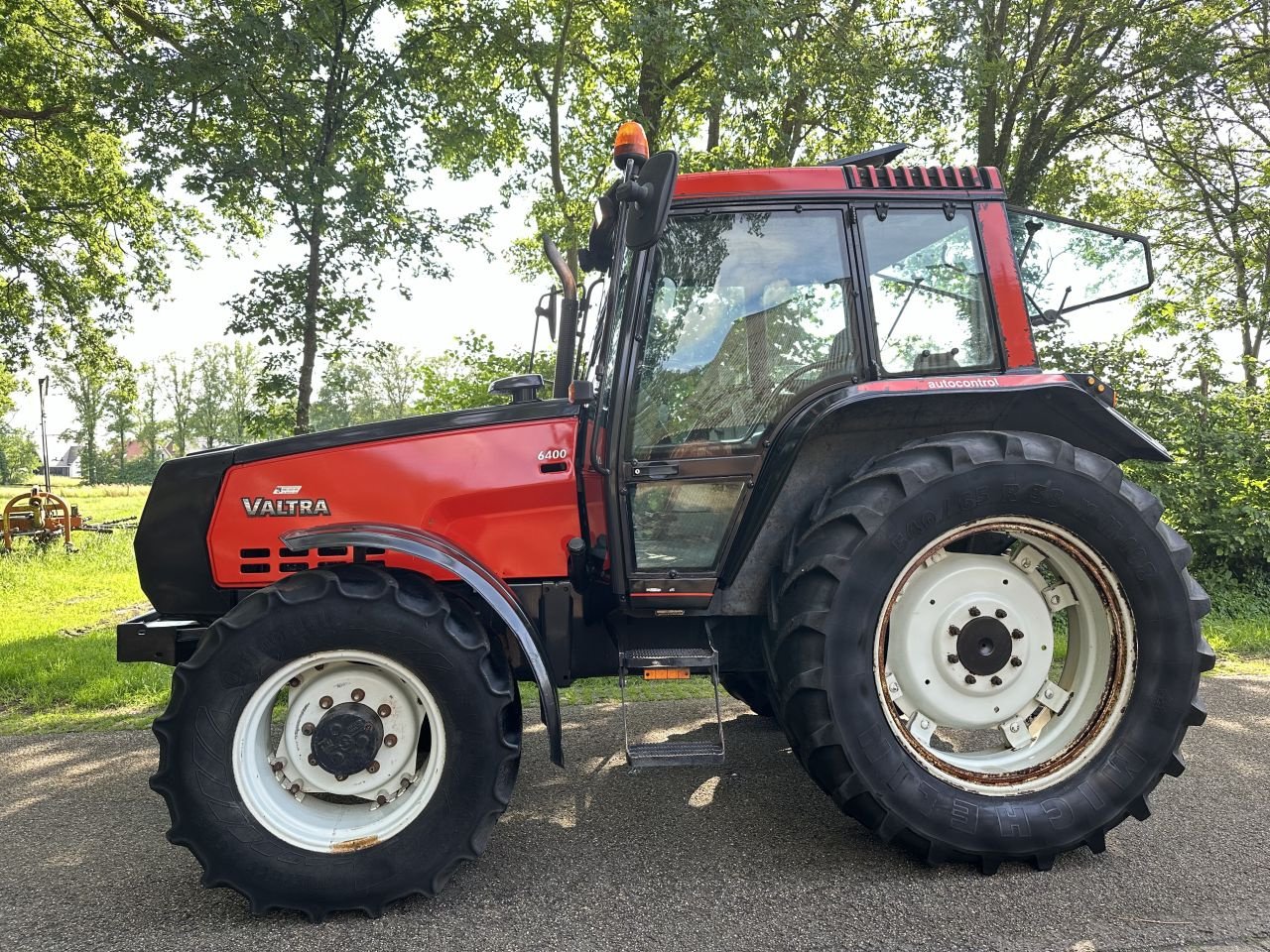 Traktor typu Sonstige Valtra 6400 Delta Powershift 6400, Gebrauchtmaschine v Rossum (Obrázek 4)