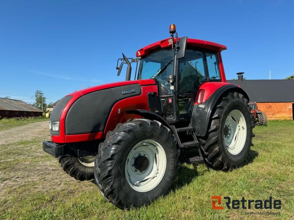 Traktor типа Sonstige Valtra M120, Gebrauchtmaschine в Rødovre (Фотография 1)