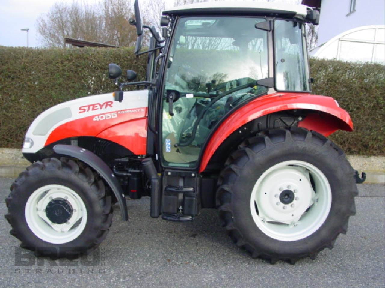 Traktor a típus Steyr 4055 Kompakt S, Neumaschine ekkor: Straubing (Kép 1)