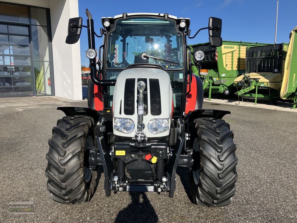 Traktor van het type Steyr 4065 Kompakt S (Stage V), Gebrauchtmaschine in Gampern (Foto 5)