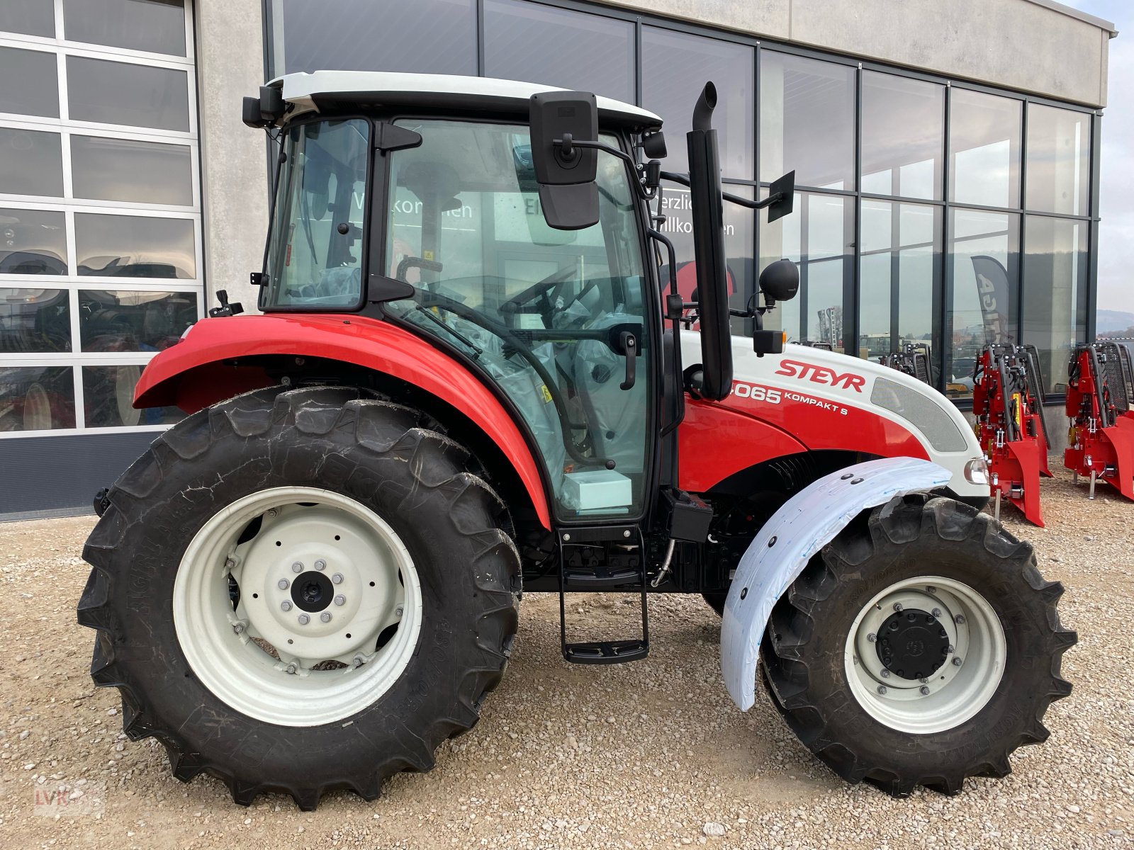 Traktor del tipo Steyr 4065 S Kompakt, Neumaschine In Weißenburg (Immagine 9)