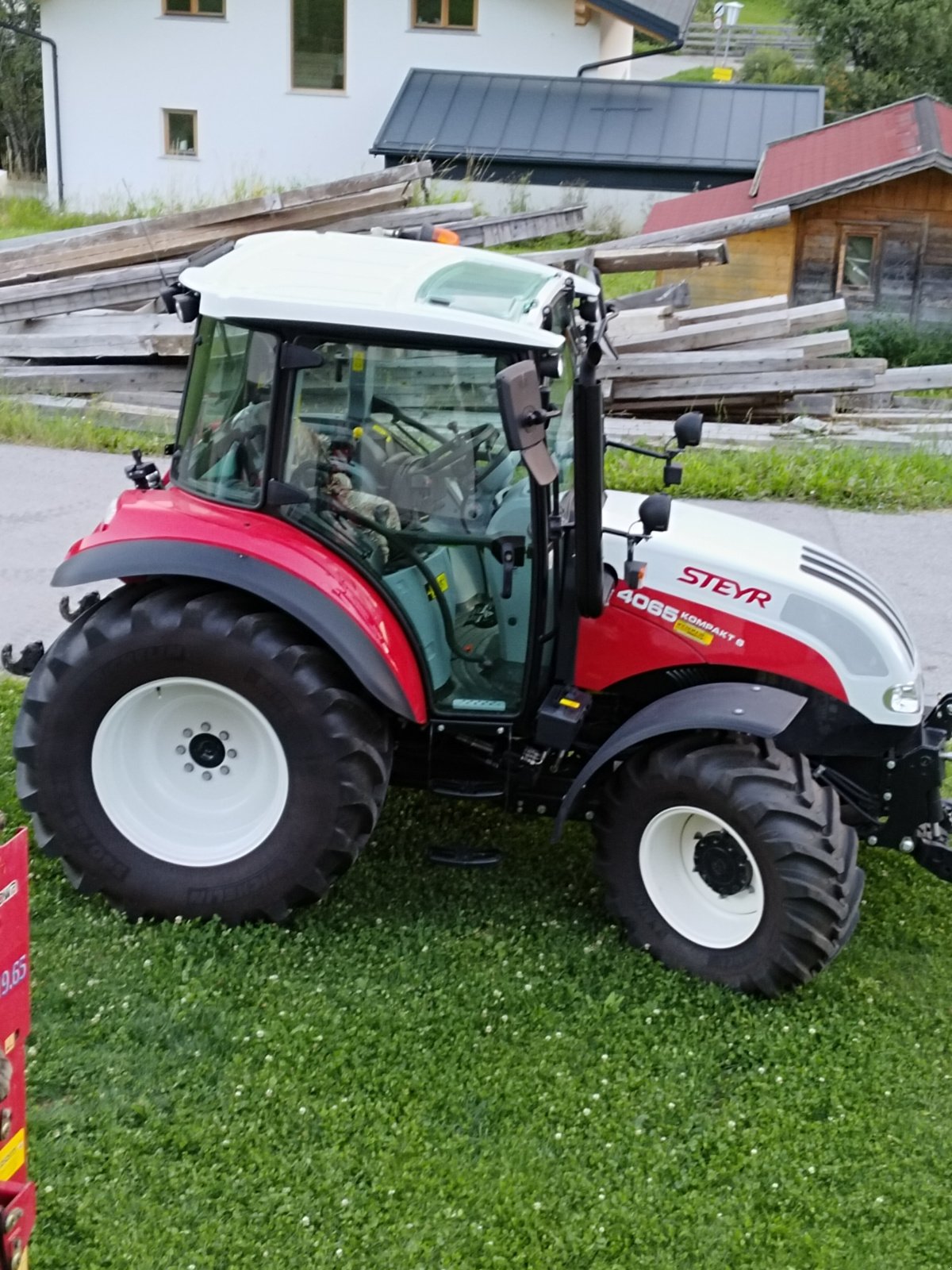 Traktor van het type Steyr 4065 S Kompakt, Gebrauchtmaschine in Kartitsch  (Foto 1)