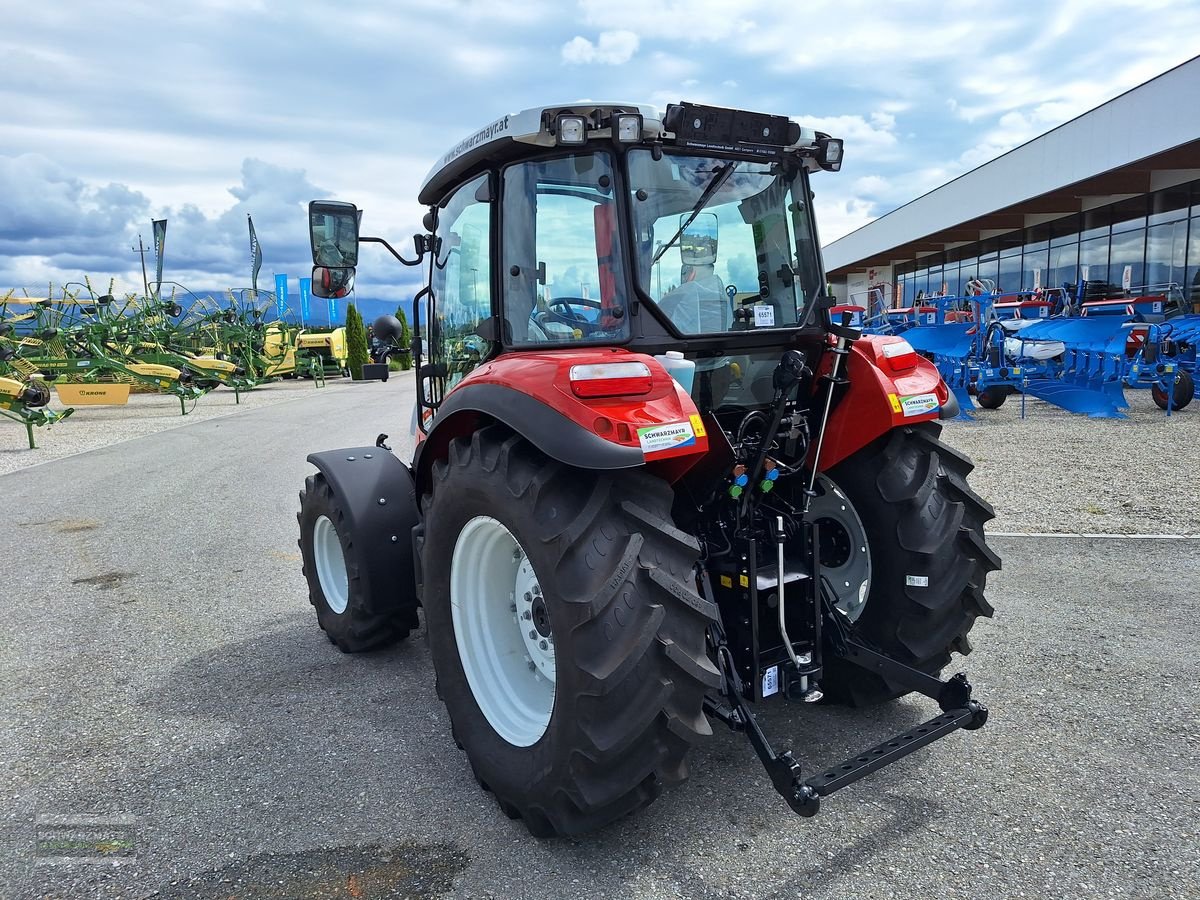 Traktor des Typs Steyr 4075 Kompakt S (Stage V), Neumaschine in Gampern (Bild 5)