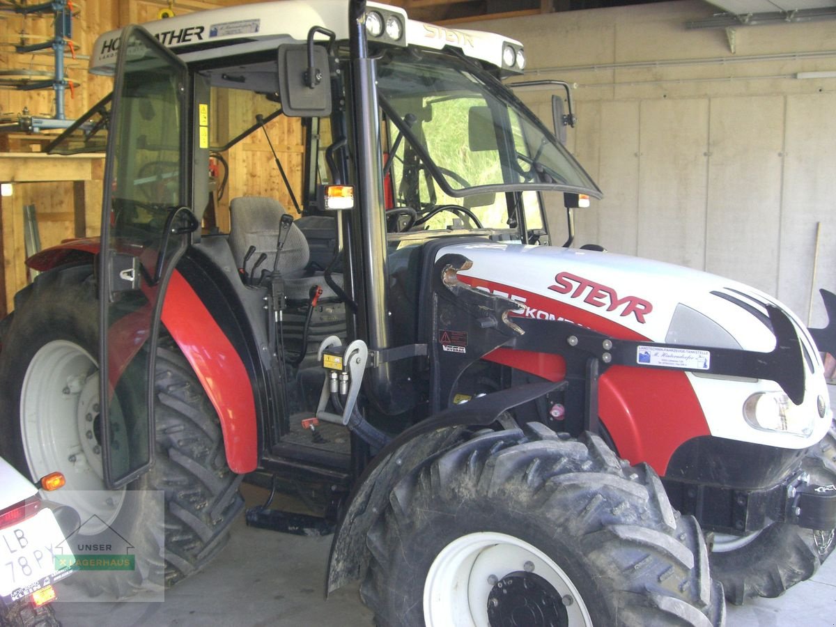 Traktor typu Steyr 4075 Kompakt, Gebrauchtmaschine v Ehrenhausen (Obrázek 1)