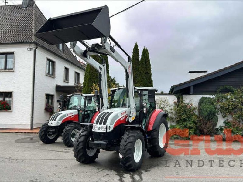 Traktor van het type Steyr 4090 Kompakt PS inkl. Schaufel und Palettengabel!, Neumaschine in Ampfing (Foto 1)