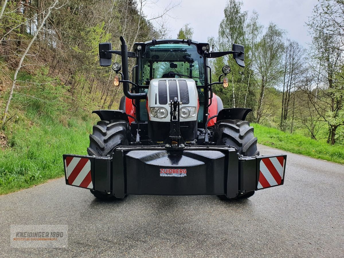 Traktor of the type Steyr 4090 Kompakt (Stage V), Neumaschine in Altenfelden (Picture 3)