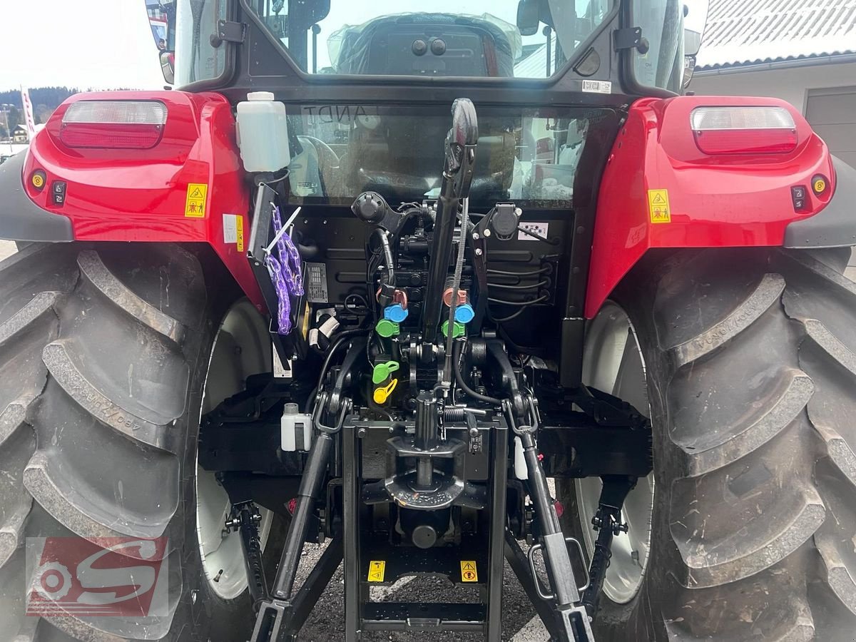 Traktor van het type Steyr 4090 Kompakt (Stage V), Neumaschine in Offenhausen (Foto 8)