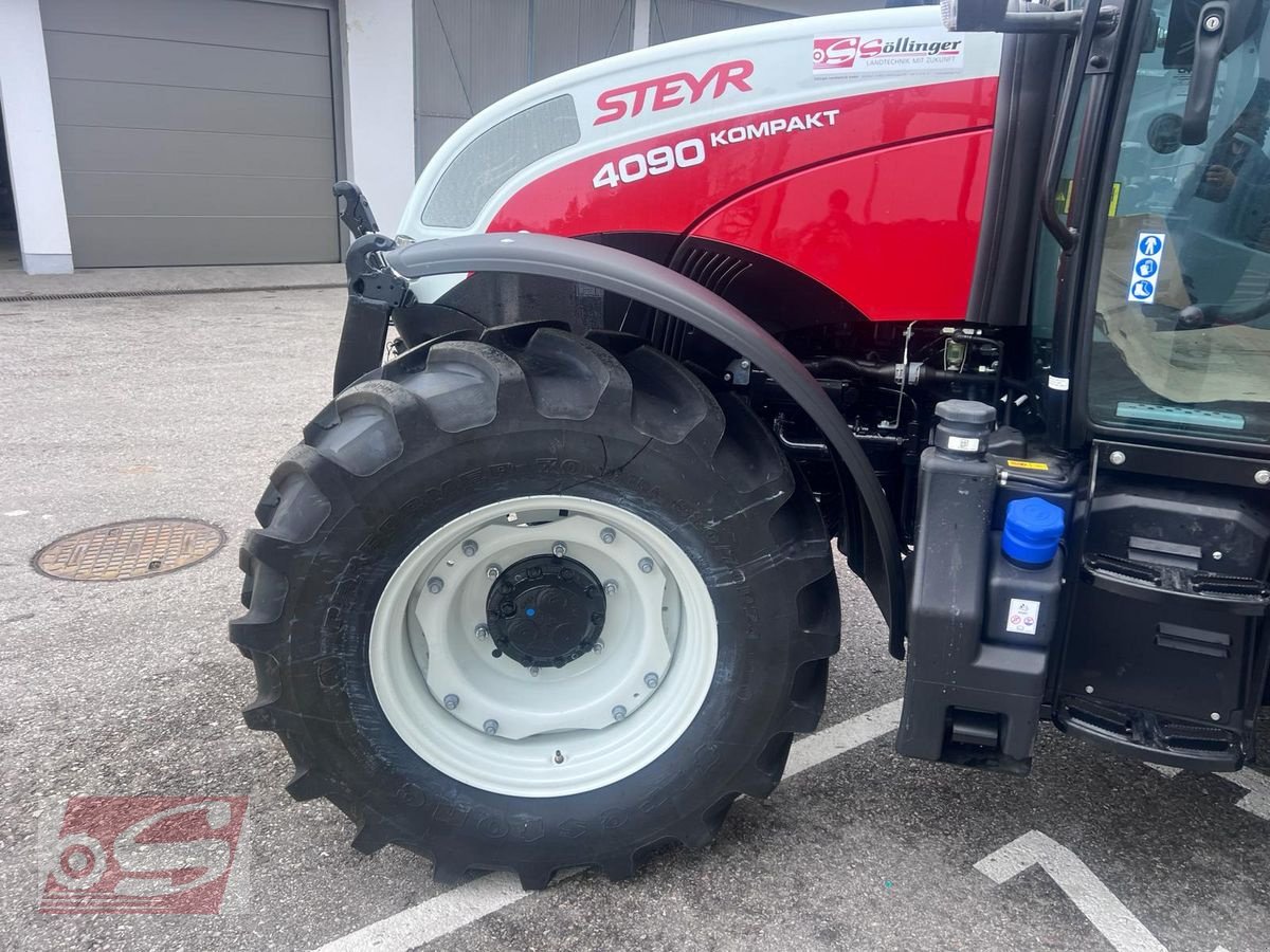 Traktor typu Steyr 4090 Kompakt (Stage V), Neumaschine w Offenhausen (Zdjęcie 11)