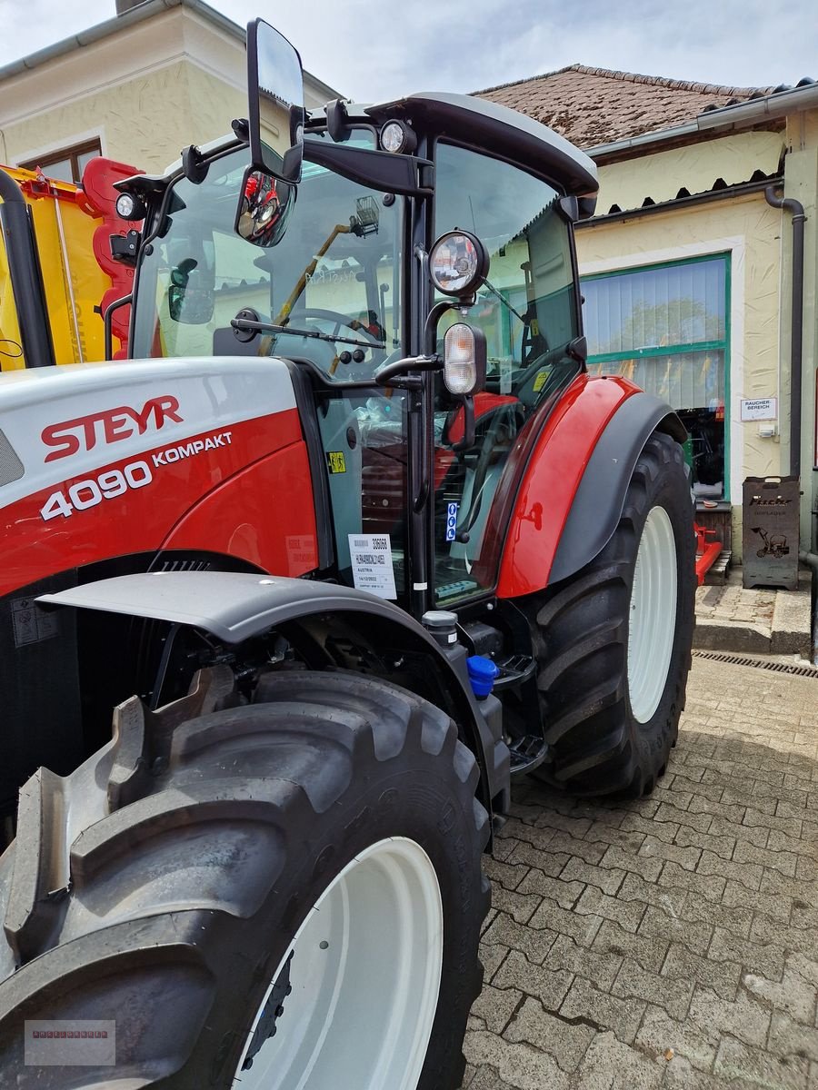 Traktor des Typs Steyr 4090 Kompakt (Stage V), Gebrauchtmaschine in Tarsdorf (Bild 4)