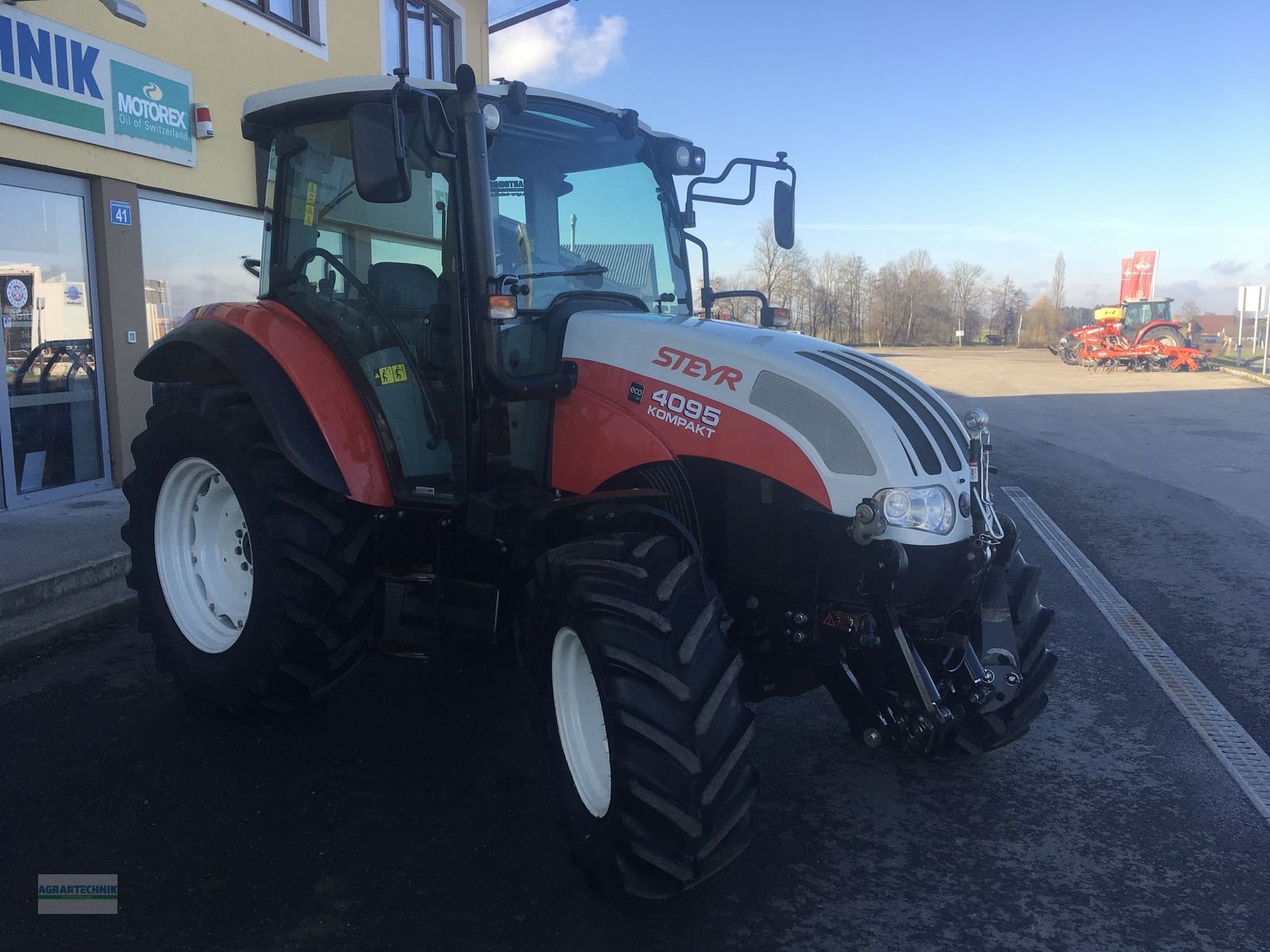 Traktor des Typs Steyr 4095 Kompakt ET Profi, Gebrauchtmaschine in Pettenbach (Bild 3)