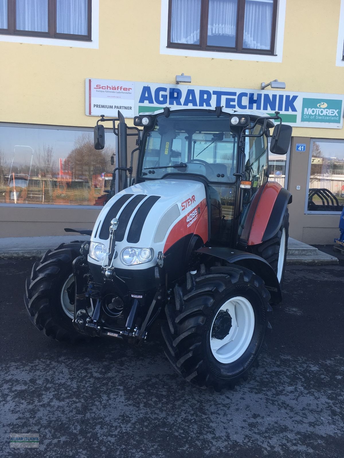 Traktor des Typs Steyr 4095 Kompakt ET Profi, Gebrauchtmaschine in Pettenbach (Bild 2)