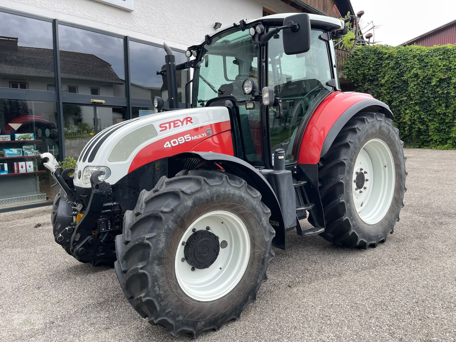 Traktor of the type Steyr 4095 Multi, Gebrauchtmaschine in Bad Leonfelden (Picture 3)