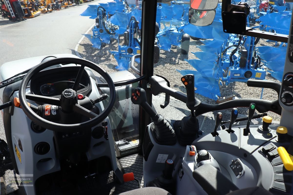 Traktor типа Steyr 4100 Kompakt (Stage V), Neumaschine в Gampern (Фотография 11)