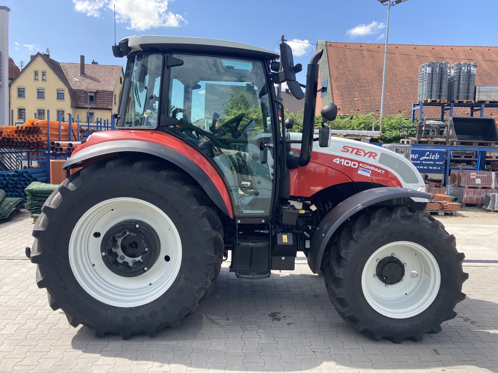 Traktor van het type Steyr 4100 Kompakt, Neumaschine in Schesslitz (Foto 11)