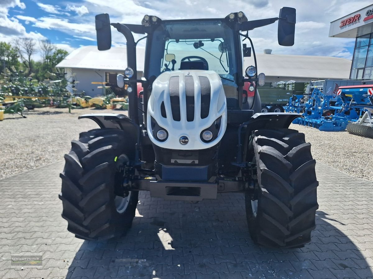 Traktor van het type Steyr 4110 Expert CVT, Neumaschine in Aurolzmünster (Foto 9)