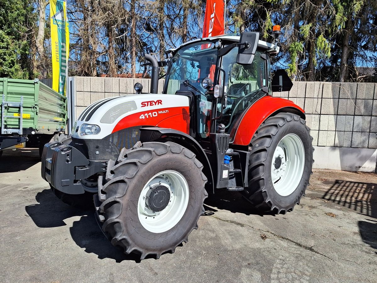 Traktor of the type Steyr 4110 Multi (Stage V), Neumaschine in Bergheim (Picture 1)