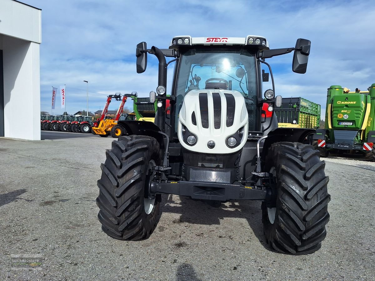 Traktor of the type Steyr 4120 Expert CVT, Neumaschine in Aurolzmünster (Picture 7)