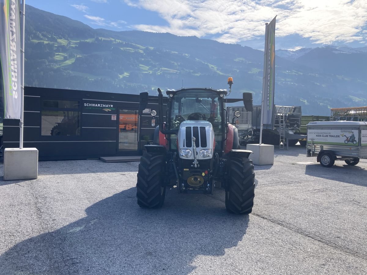 Traktor van het type Steyr 4120 Kompakt (Stage V), Neumaschine in Schlitters (Foto 4)