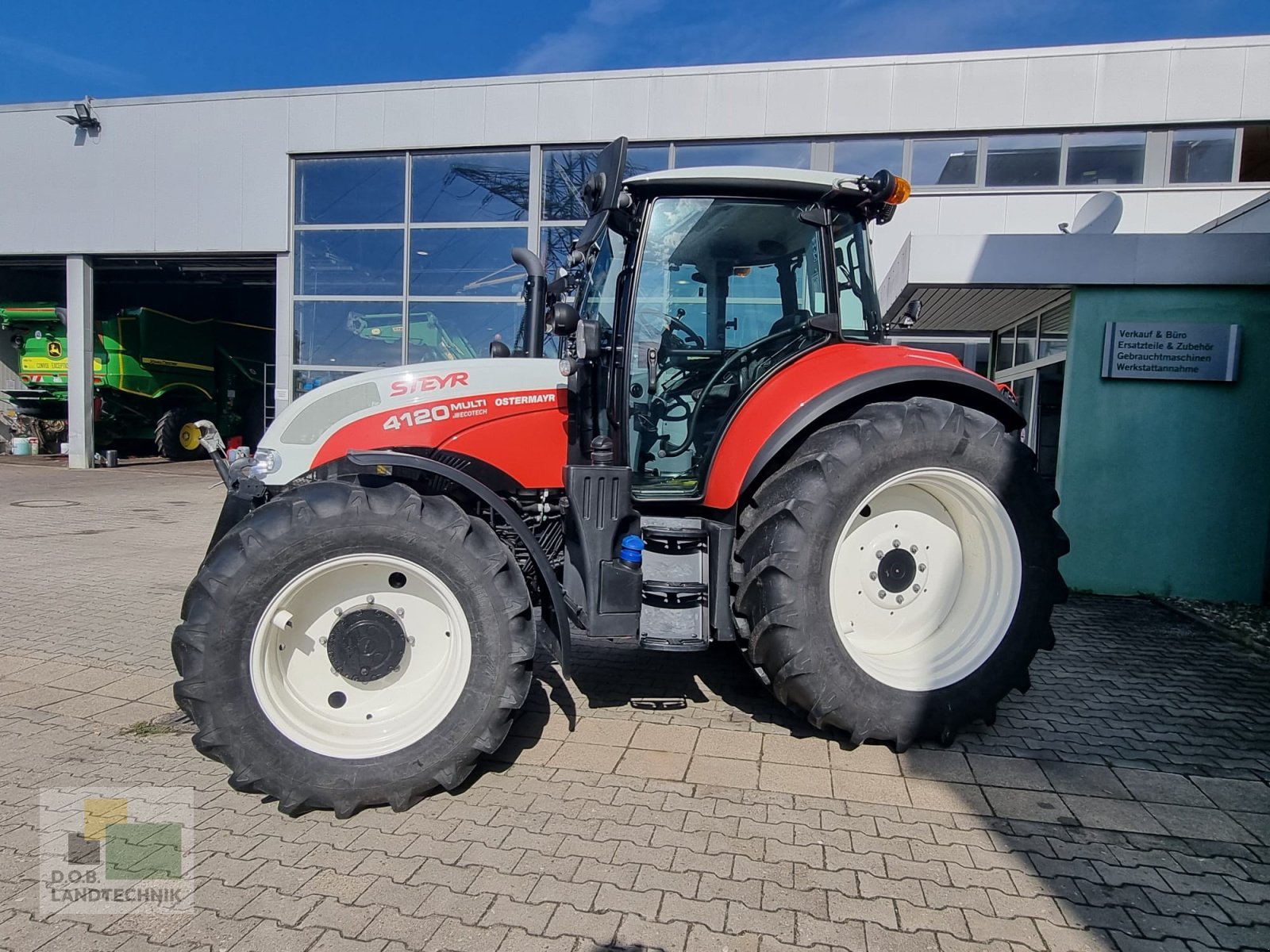 Traktor of the type Steyr 4120 Multi, Gebrauchtmaschine in Regensburg (Picture 2)