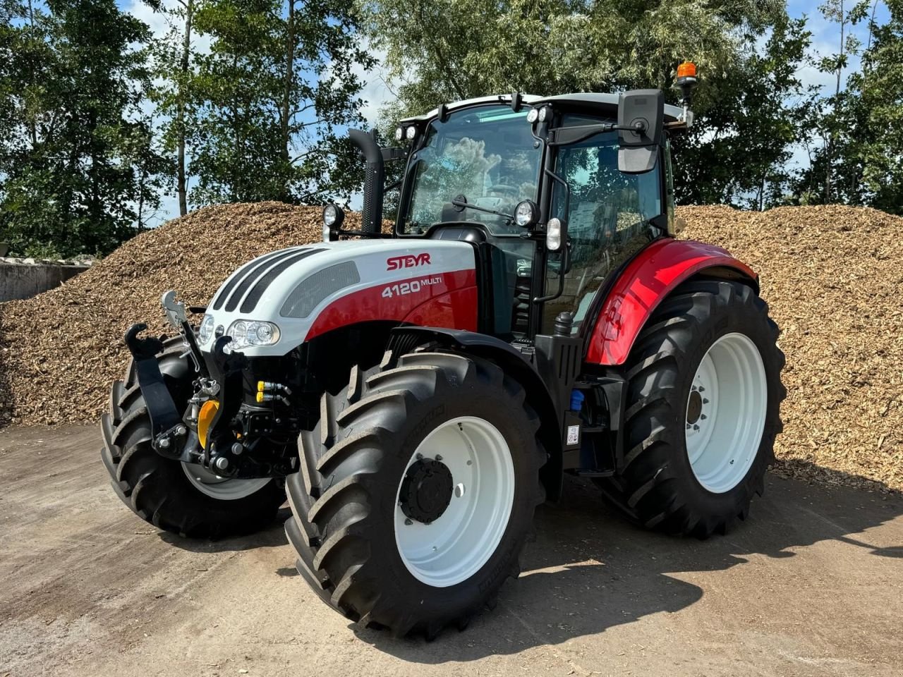 Traktor Türe ait Steyr 4120 tractor, Neumaschine içinde Hardinxveld-Giessendam (resim 8)