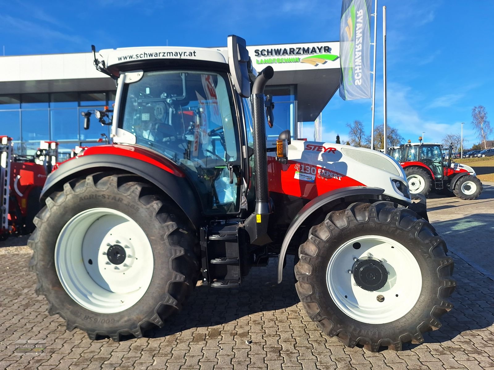 Traktor van het type Steyr 4130 Expert CVT, Neumaschine in Aurolzmünster (Foto 3)