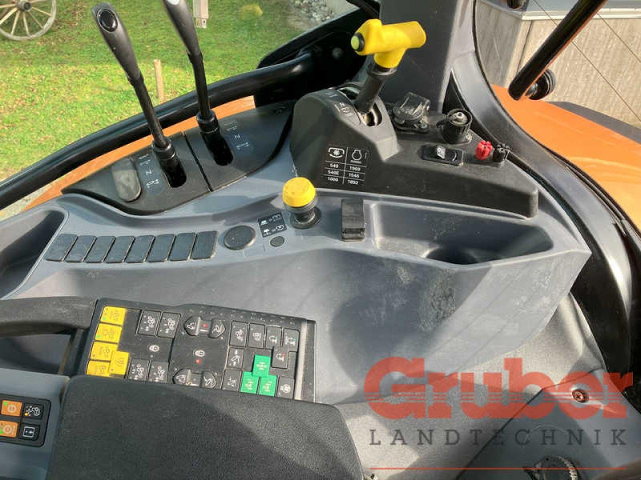 Traktor des Typs Steyr 4130 Expert CVT, Gebrauchtmaschine in Ampfing (Bild 18)