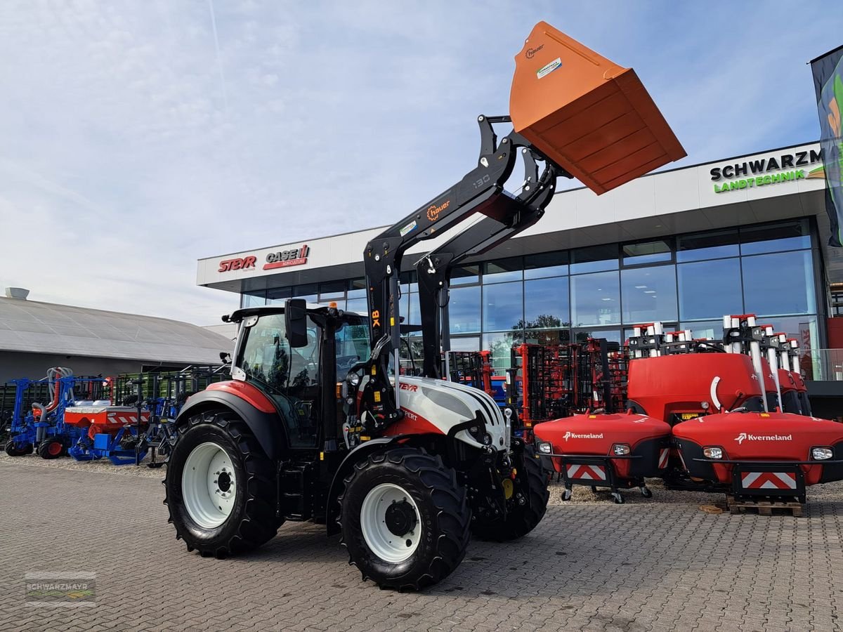 Traktor of the type Steyr 4140 Expert CVT, Vorführmaschine in Aurolzmünster (Picture 1)