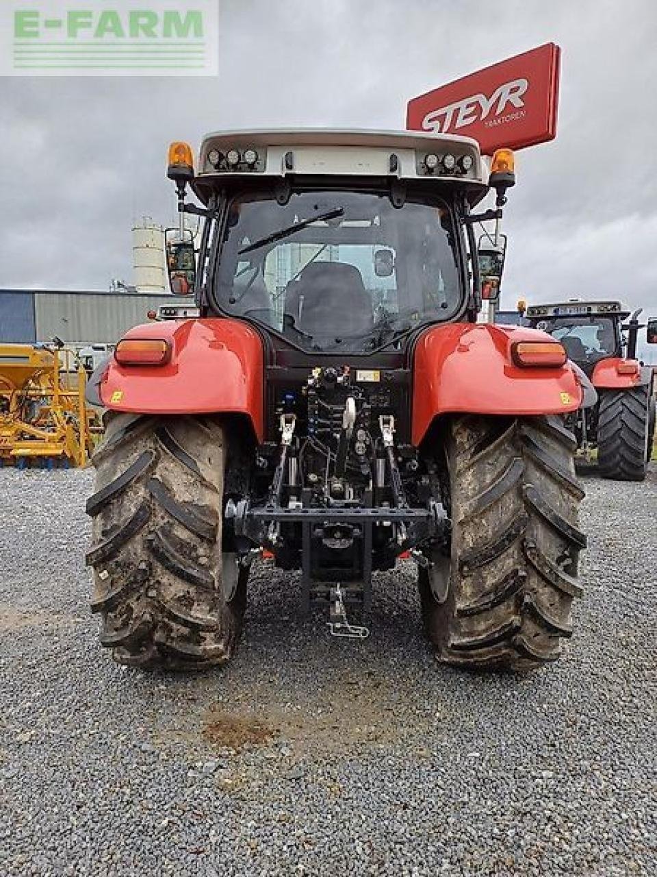 Traktor typu Steyr 6145 profi, Gebrauchtmaschine w SKARBIMIERZ – OSIEDLE (Zdjęcie 4)